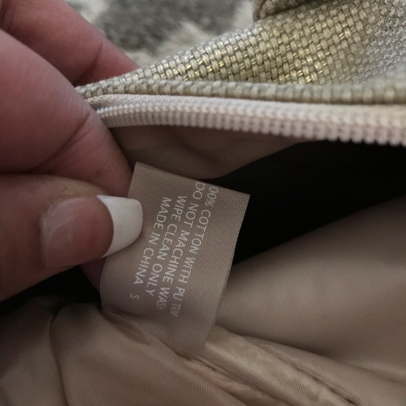 MICHAEL KORS GOLD TOTE - Picture 7 of 7